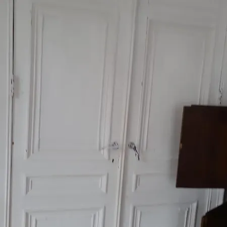 Homestay 4 A Louer Dans Maison De Charme , Quartier Fetinne A *